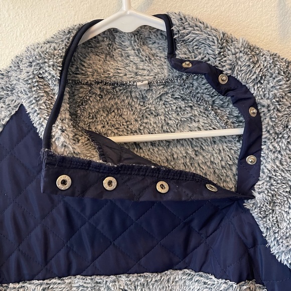 Sherpa Pullover - Picture 3 of 5